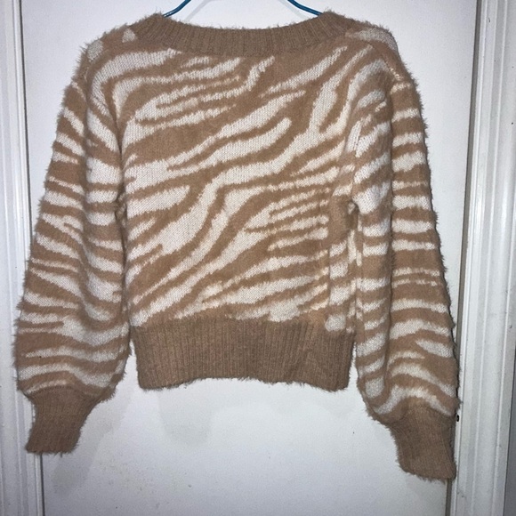 Lulus Easy There Tan Tiger Print Fuzzy Knit Cropped Cardigan Sweater XS - Picture 8 of 8